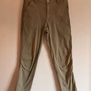 Lucky‎ Brand Pants with Straight-Leg Design, olive green, size 2/26